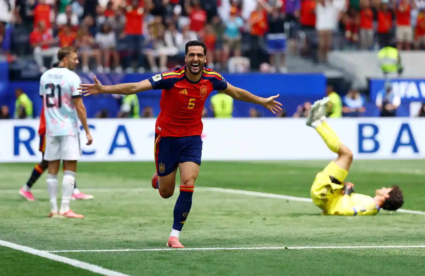 Mikel Oyarzabal scores for Spain against France at World Cup 2026